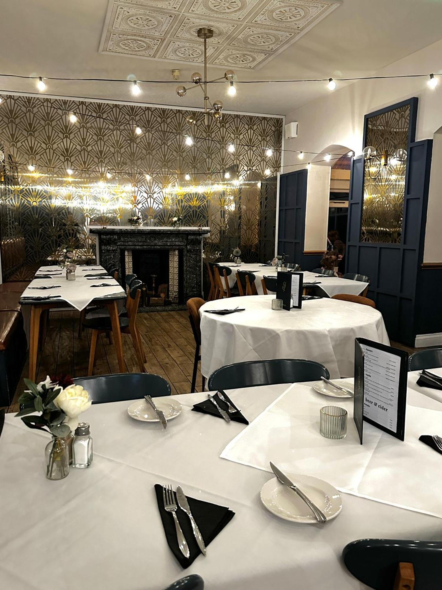 קובנטרי The Jacobean Hotel מראה חיצוני תמונה