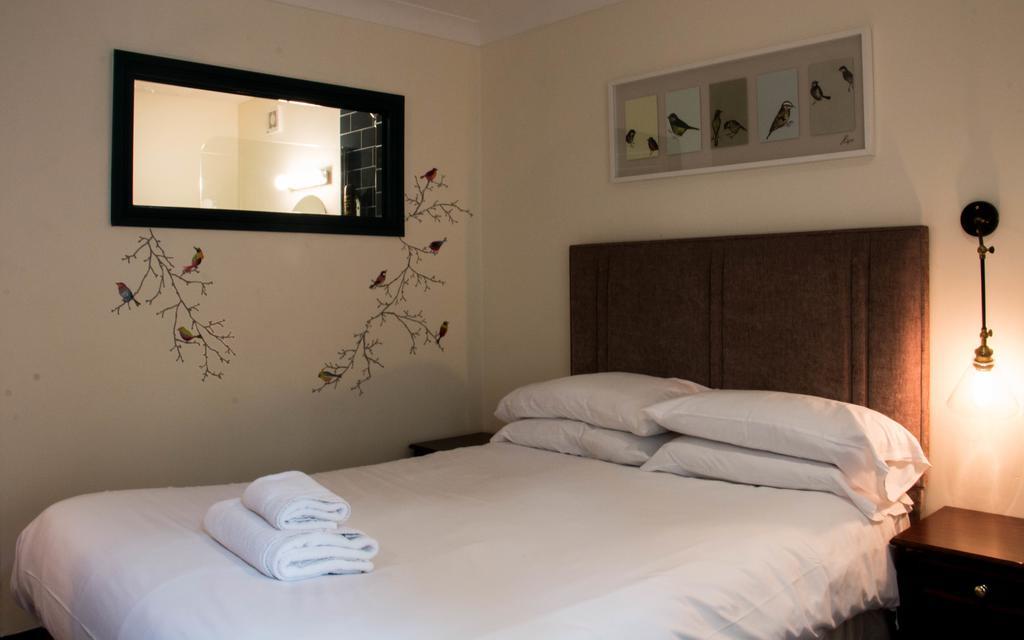 קובנטרי The Jacobean Hotel מראה חיצוני תמונה
