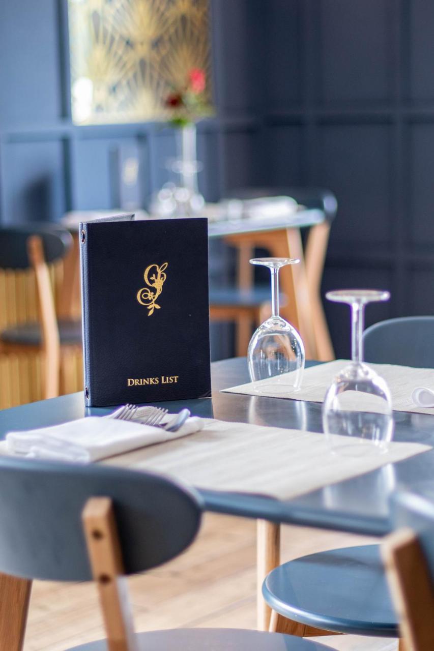 קובנטרי The Jacobean Hotel מראה חיצוני תמונה